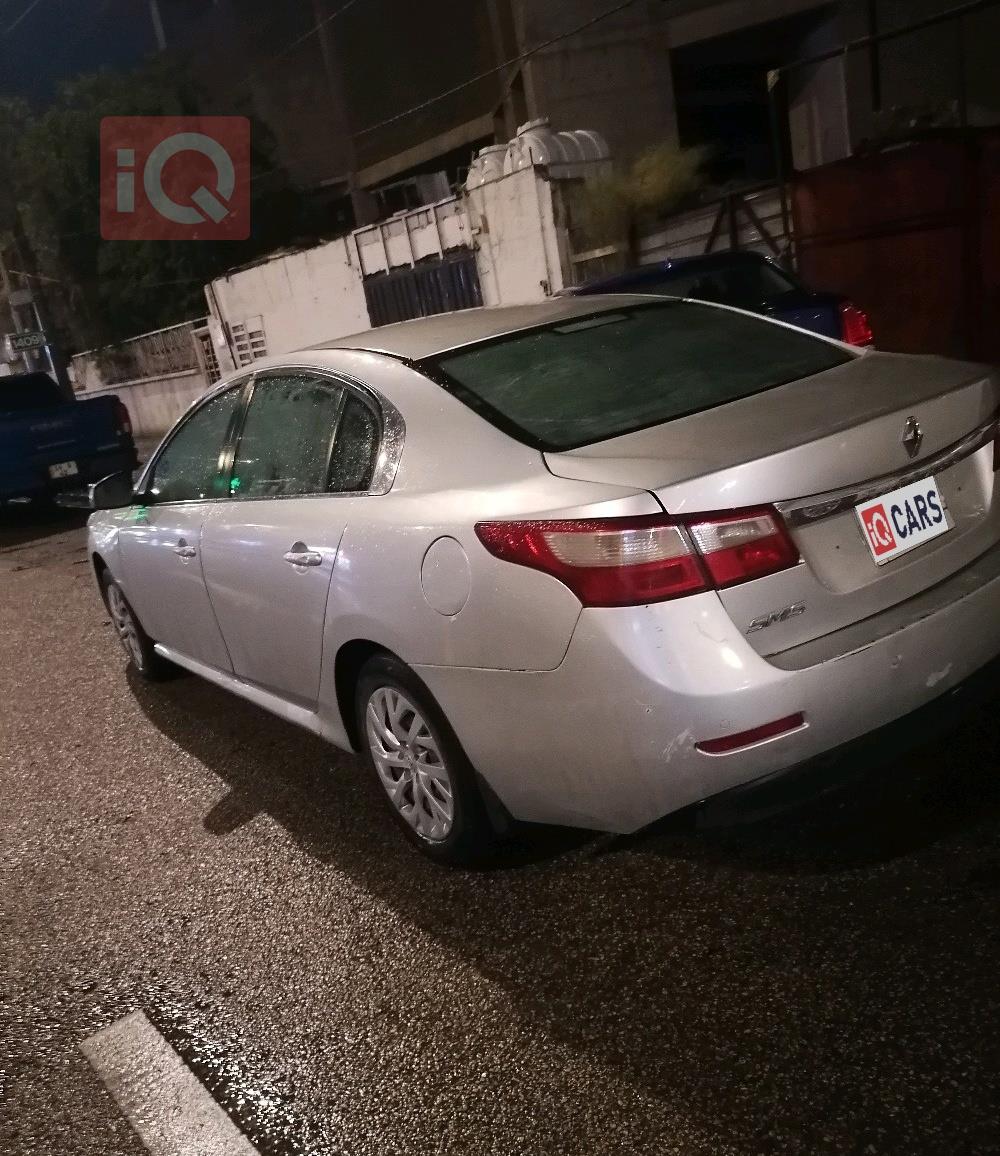 رينو سافران